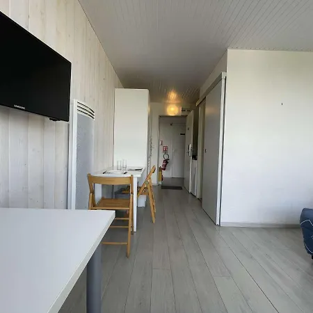 Apartman 2 Couchages Proche Plage, Securise Et Commerces - Fr-1-246-622 La Rochelle